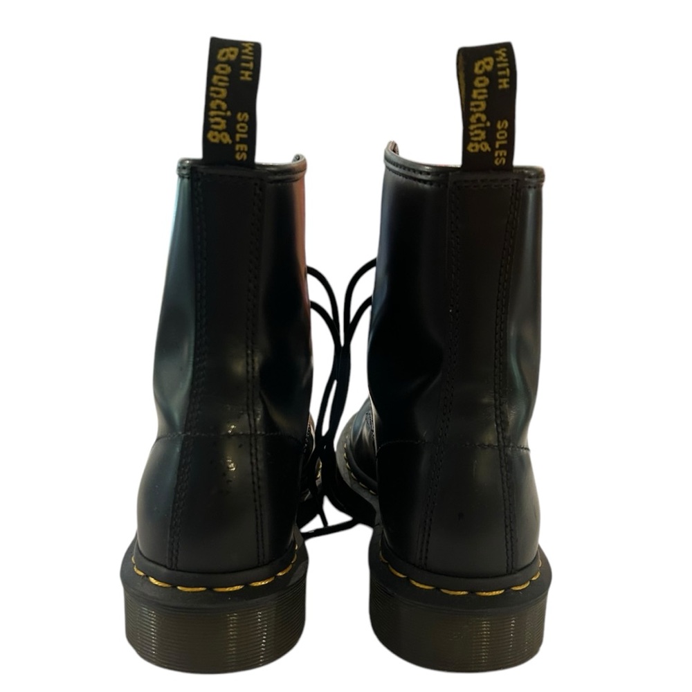 Dr. Martens 1460 The Original Smooth Leather Contrast Stitching Lace-Up boots - Picture 5 of 7